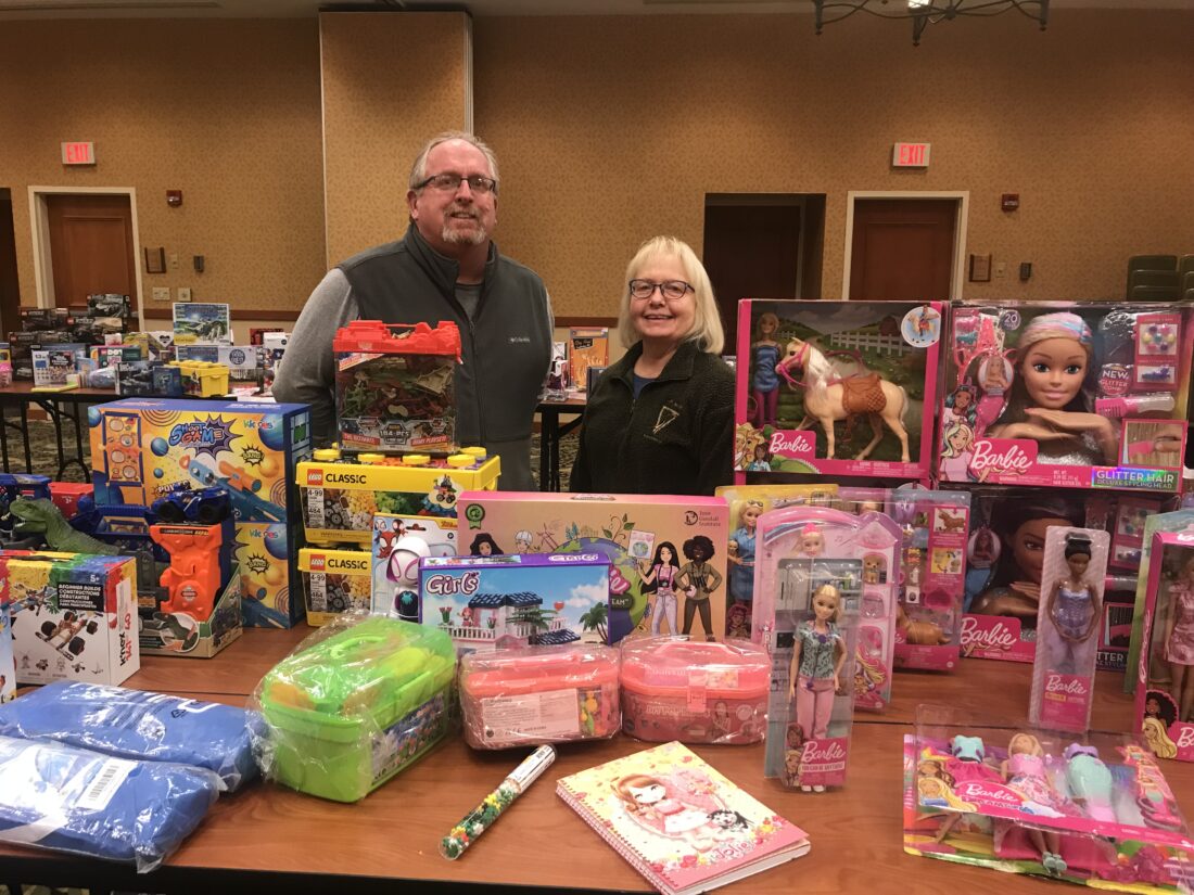 ’Tis the season for giving in Lake Placid News, Sports, Jobs Lake